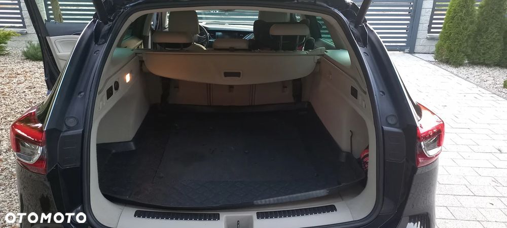 Opel Insignia 1.5 T Elite S&S Eco - 11