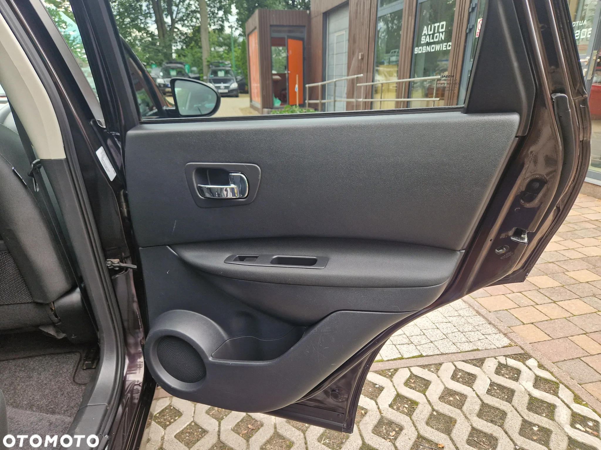 Nissan Qashqai 1.6 visia - 33