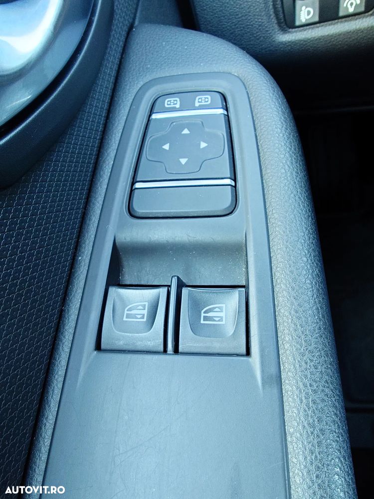 Renault Clio TCe Life - 10
