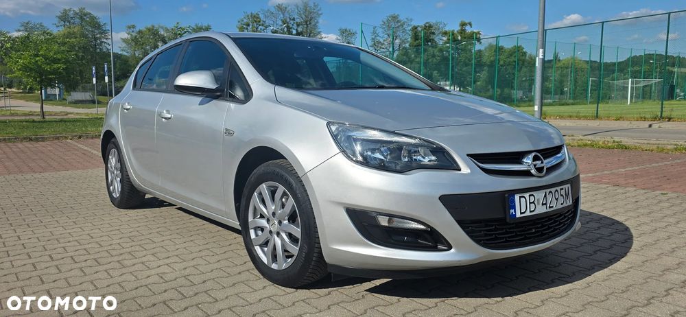 Opel Astra 1.6 - 10