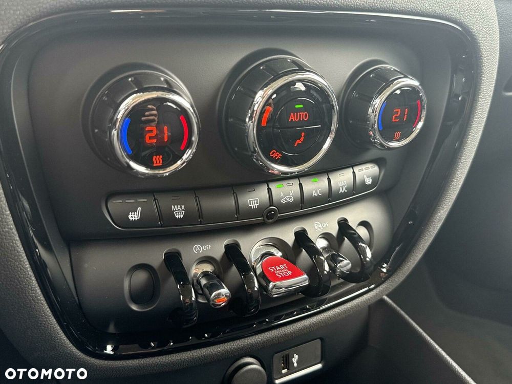 MINI Clubman Cooper - 16