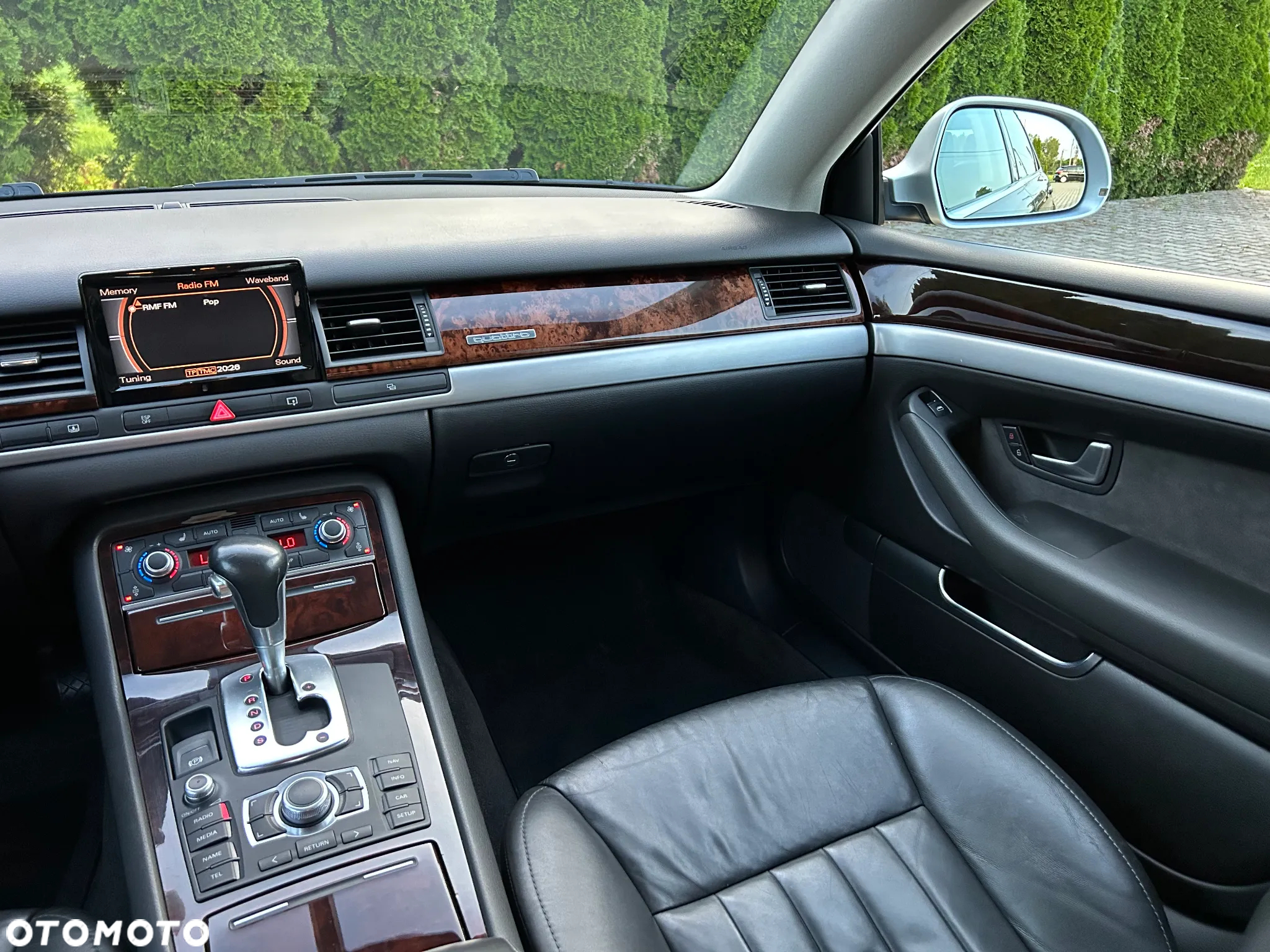 Audi A8 4.2 FSI L Quattro - 35