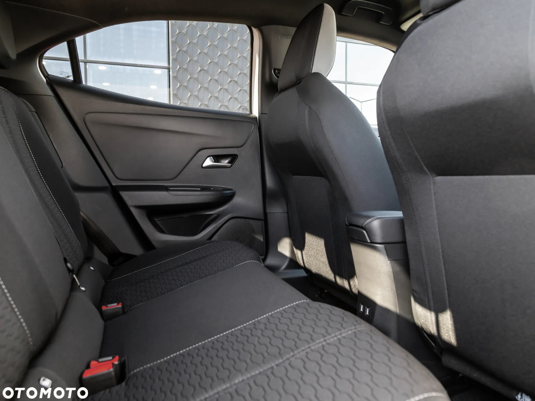 Opel Mokka 1.2 T Edition S&S - 10