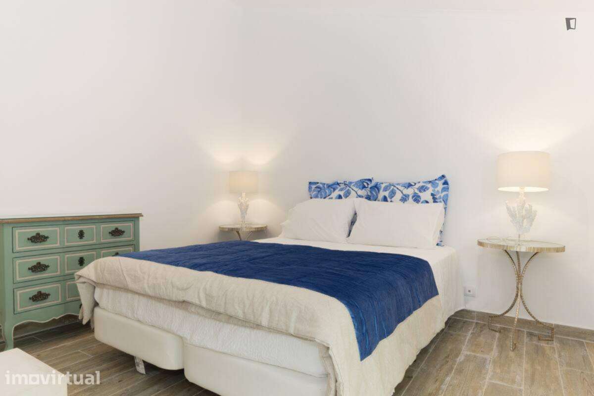 Apartamento com 1 quartos - localizado em Lisbon - Grande imagem: 2/13
