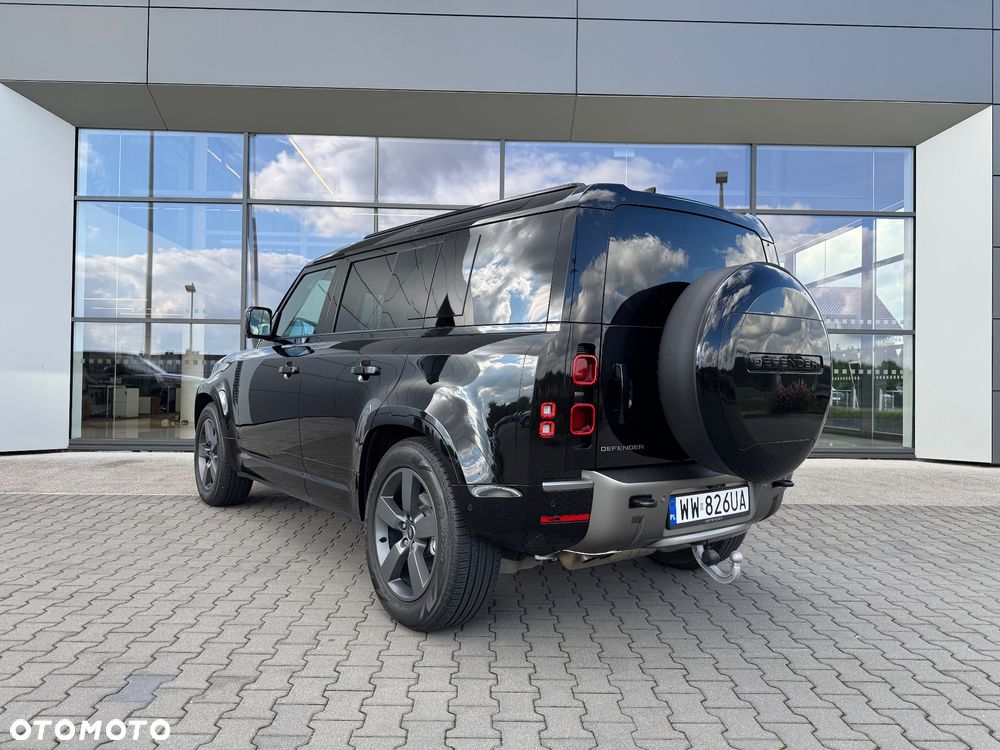 Land Rover Defender 110 D200 X-Dynamic SE - 16