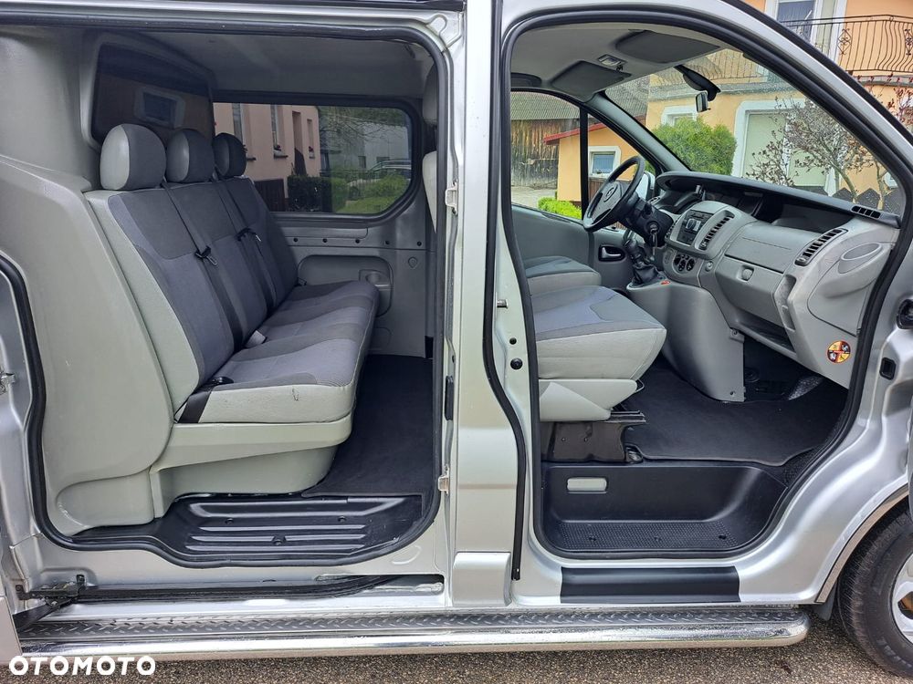 Opel Vivaro - 13