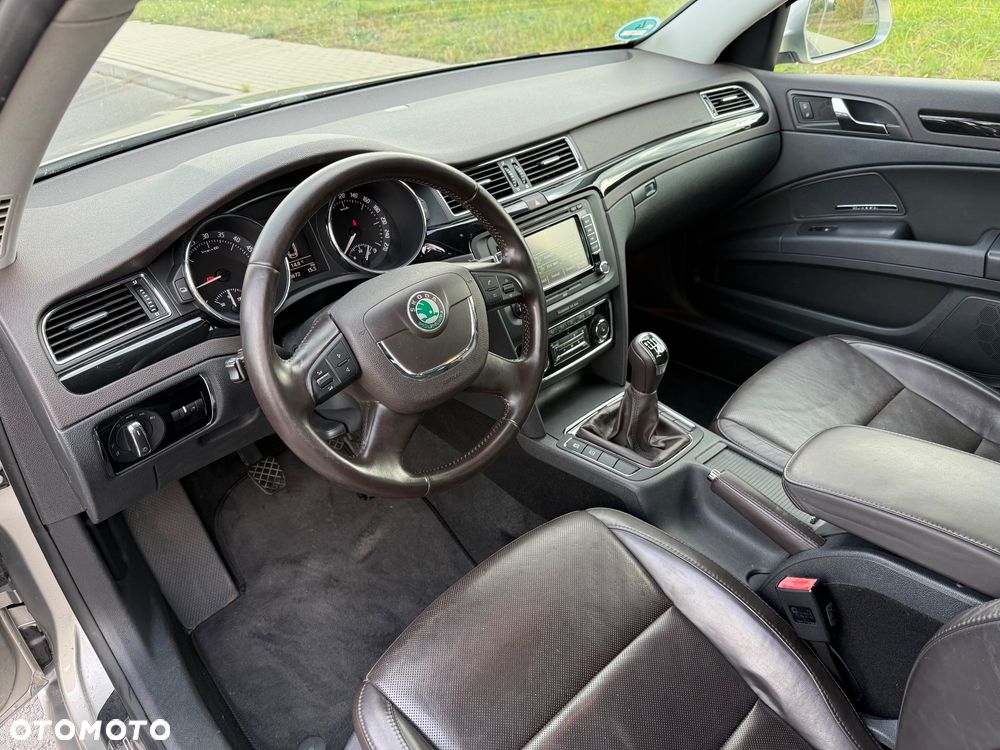 Skoda Superb 2.0 TDI L&K - 13