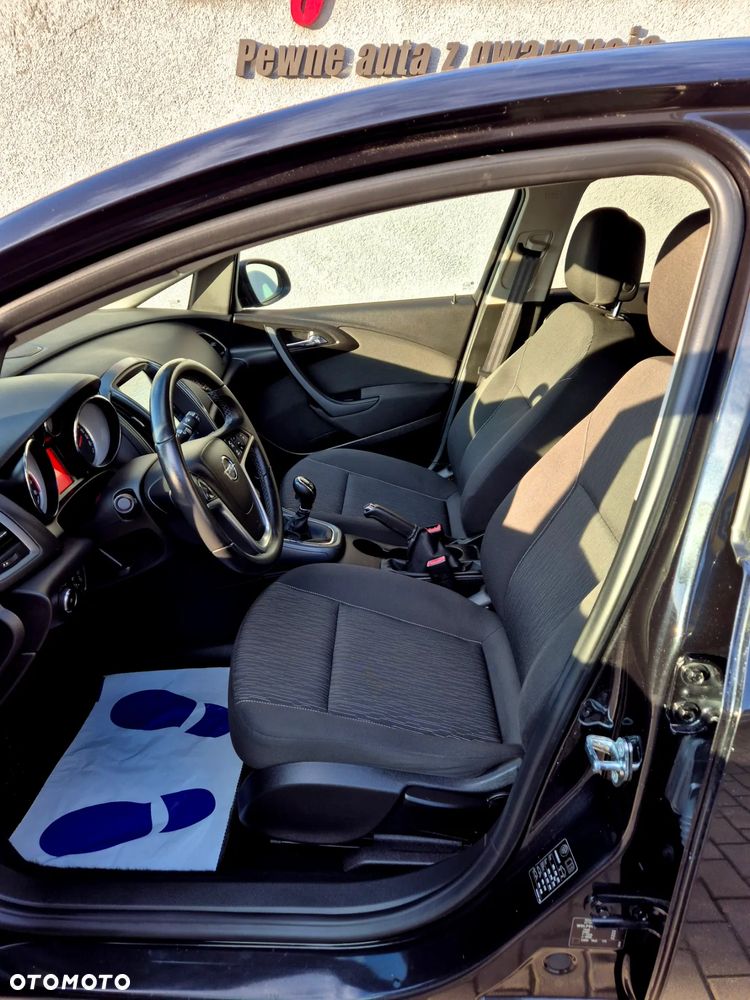 Opel Astra 1.4 Turbo Selection - 12