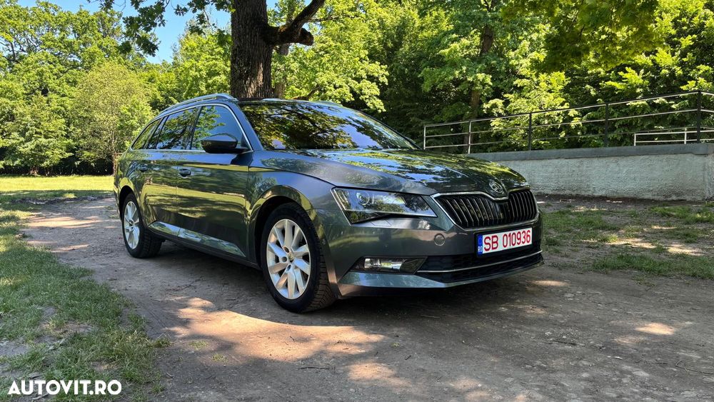 SKODA Superb 2019 — imagine 14