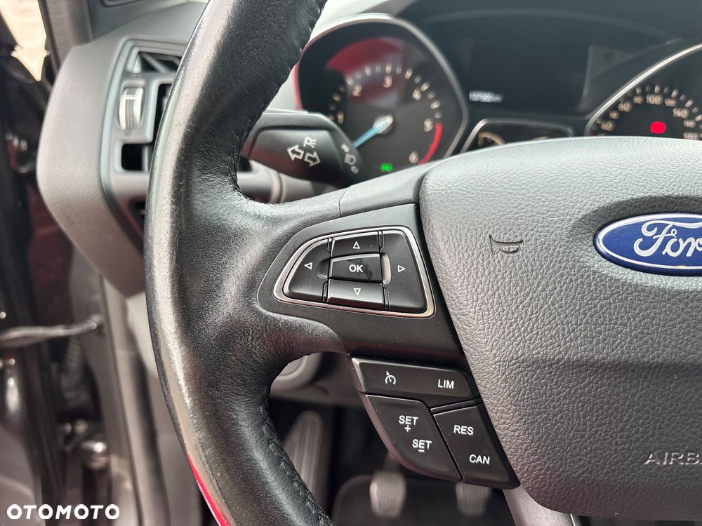 Ford Kuga 2.0 TDCi 4x2 Titanium - 35