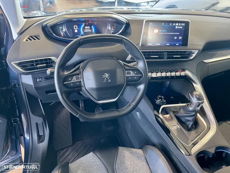 Peugeot 5008 1.2 PureTech Allure - 10