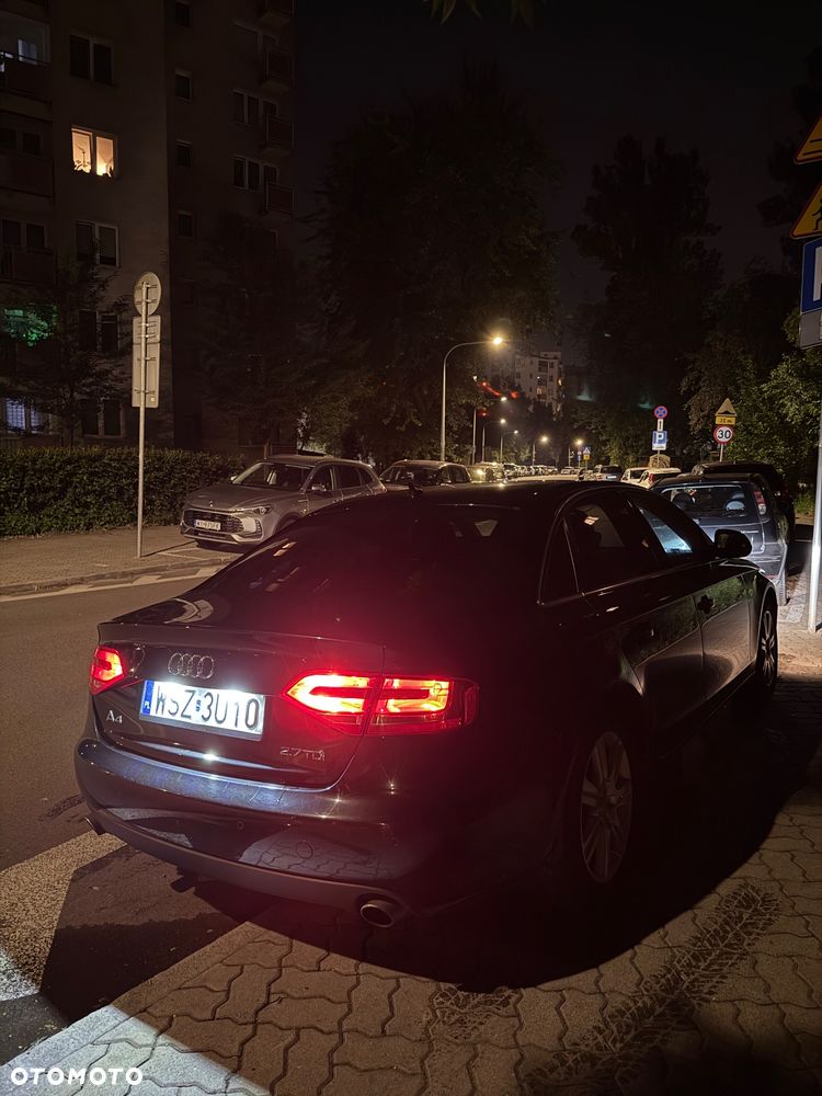 Audi A4 Limousine 2.7 TDI DPF multitronic Ambiente - 13