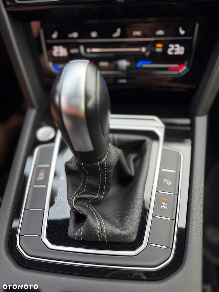 Volkswagen Arteon 2.0 TSI R-Line DSG - 38