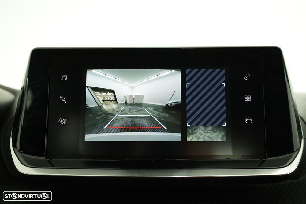 Peugeot 2008 1.2 PureTech Allure Pack EAT8 - 12