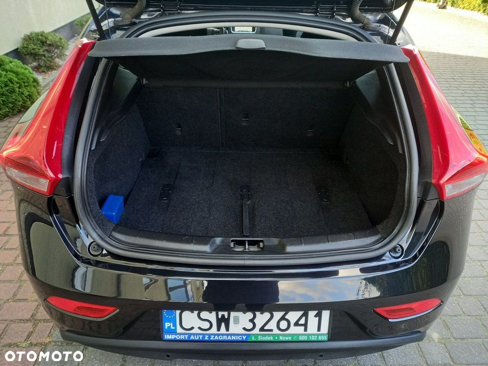 Volvo V40 D2 Kinetic - 20
