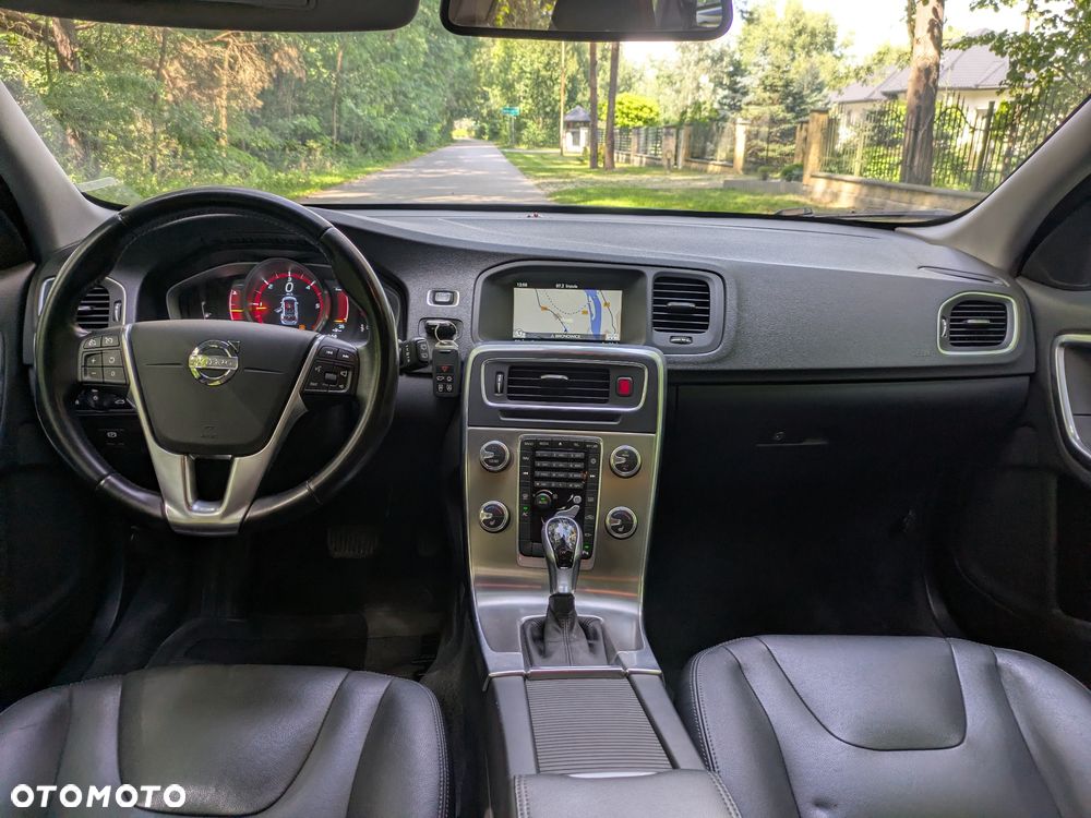 Volvo V60 D4 Drive-E Summum - 10