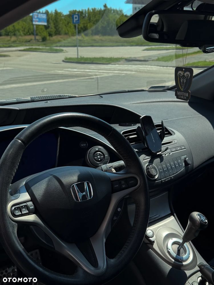Honda Civic 1.8 Comfort - 10