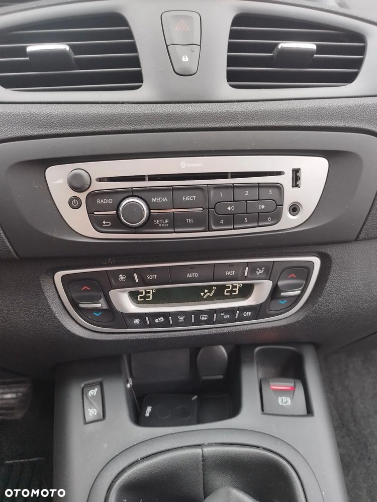 Renault Scenic ENERGY TCe 115 Expression - 9