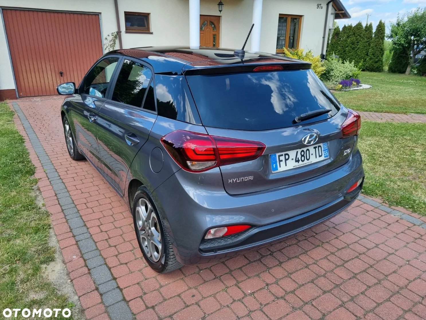 Hyundai i20 blue 1.2 Advantage+ - 6