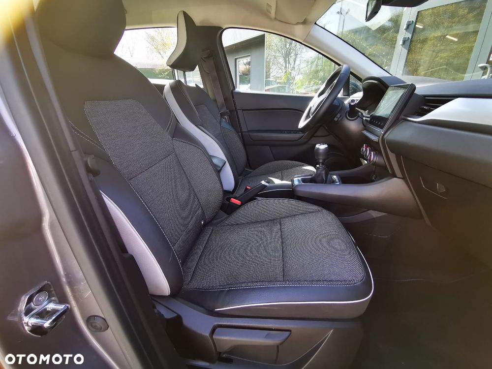 Renault Captur TCe 100 INTENS - 13