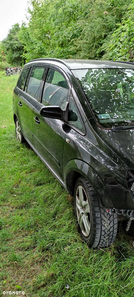Opel Zafira - 2
