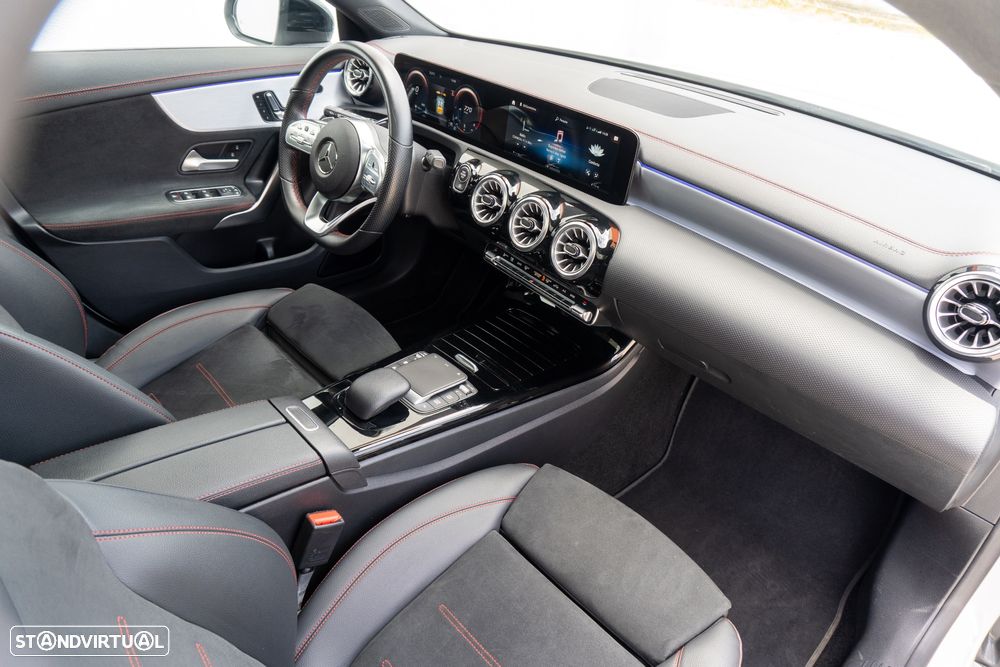 Mercedes-Benz CLA 200 7G-DCT AMG Line Advanced Plus - 31
