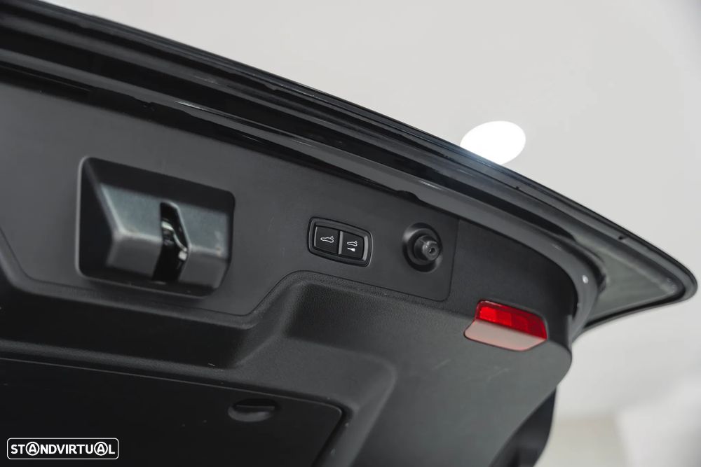 Porsche Panamera Sport Turismo 4 E-Hybrid Platinum Edition PDLS - 49