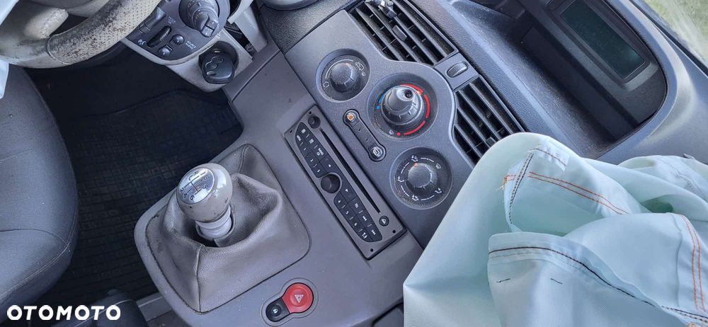 Renault Kangoo BLUE dCi 115 LIMITED - 4