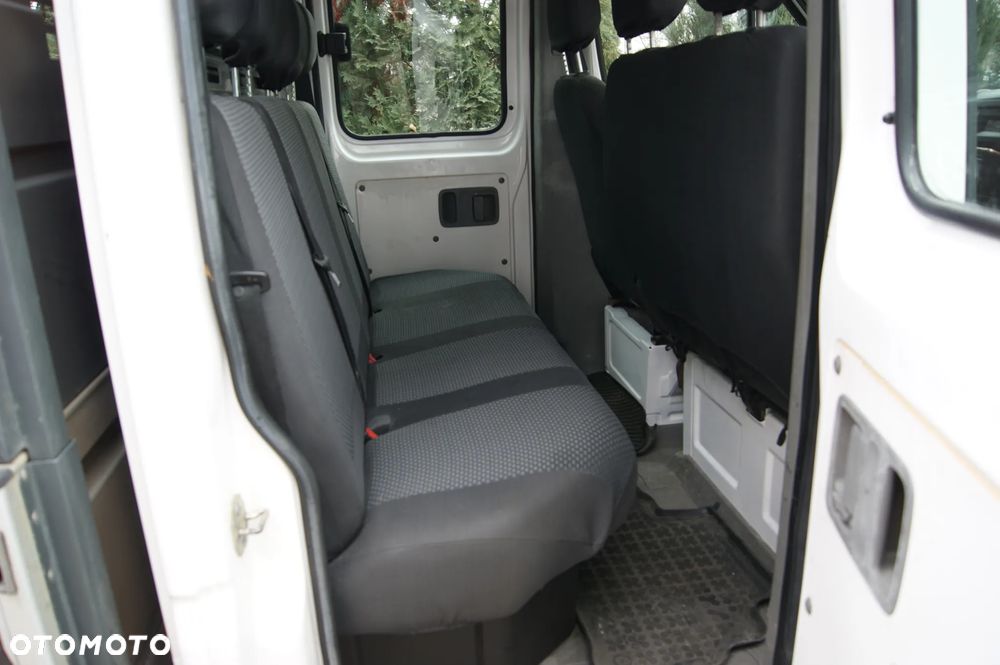 Volkswagen Crafter - 16