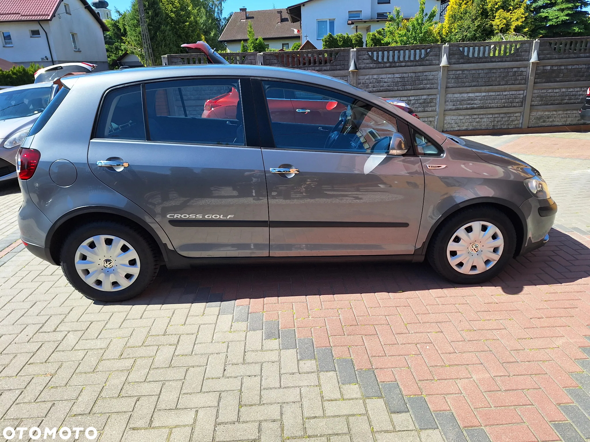 Volkswagen Golf Plus 1.9 TDI Cross - 10