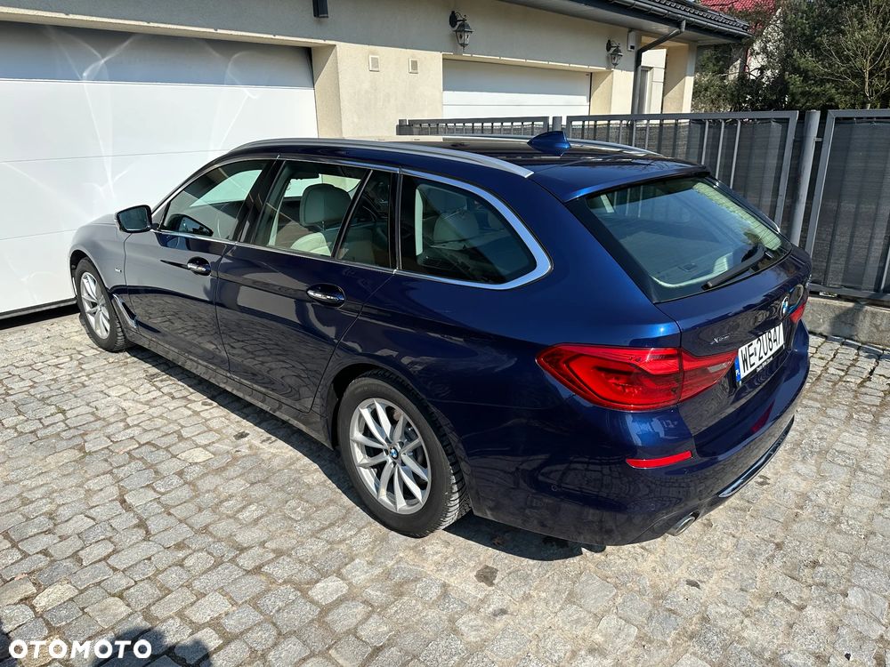 BMW Seria 5 520d Luxury Line sport - 2