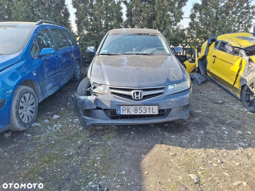 Honda Accord 2.0 Comfort - 13