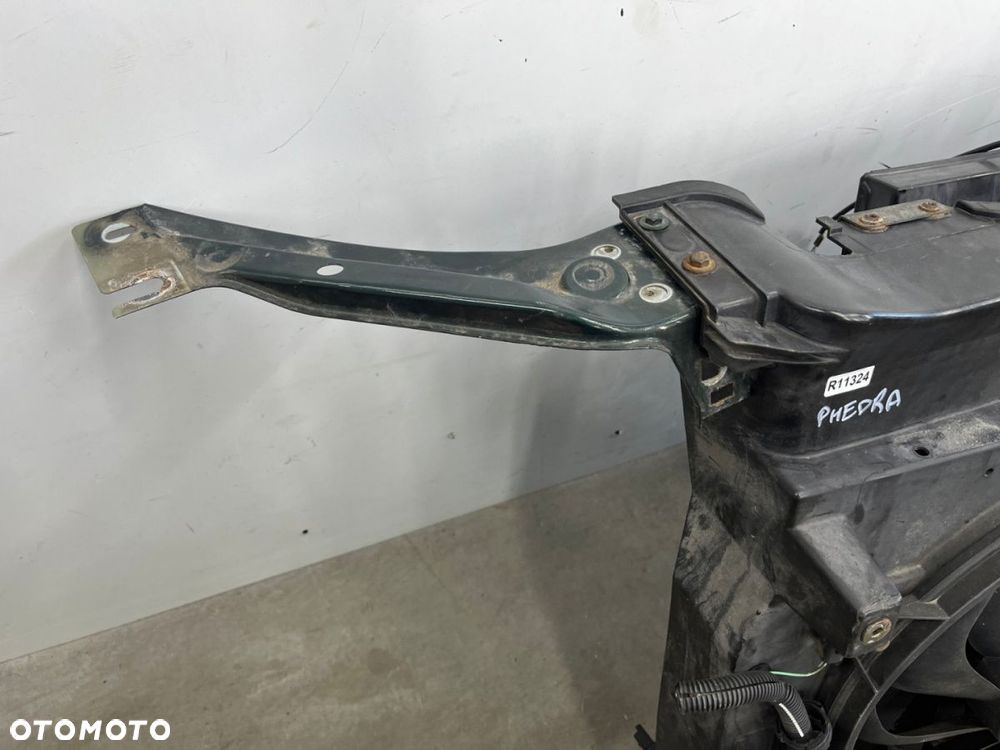 Pas przedni Peugeot 807 Citroen C8 Ulysse wiatraki chłodnice klimy wody intercooler wzmocnienie 2.0 - 2
