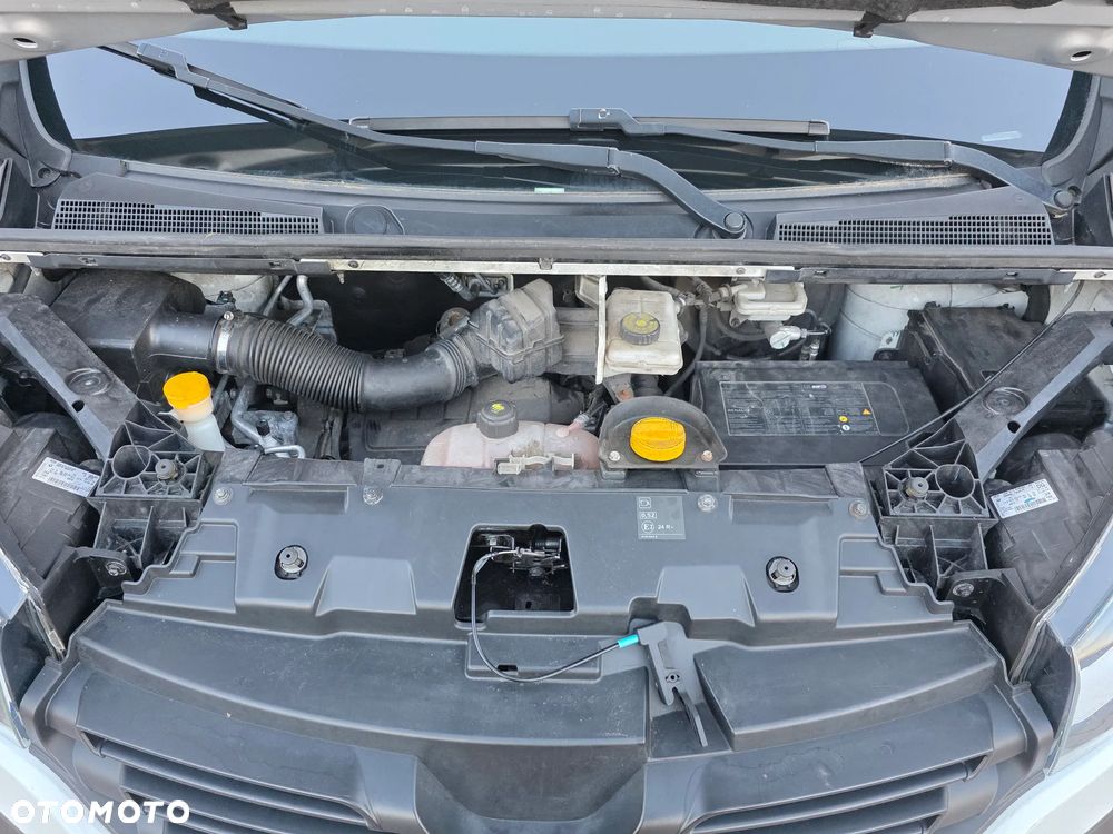 Renault trafic - 18