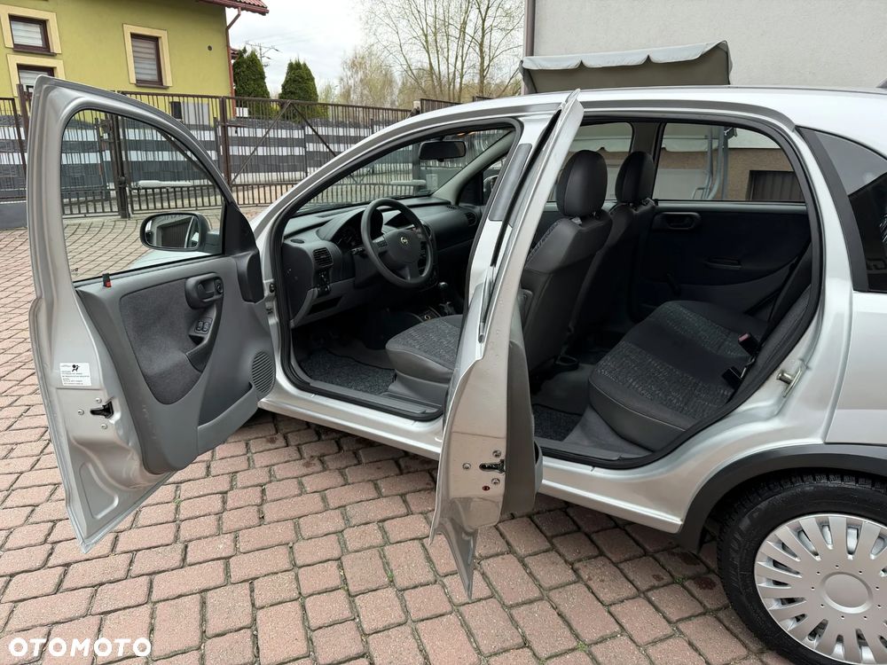 Opel Corsa 1.2 16V - 35