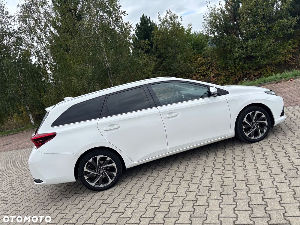 Toyota Auris 1.6 D-4D Comfort - 26