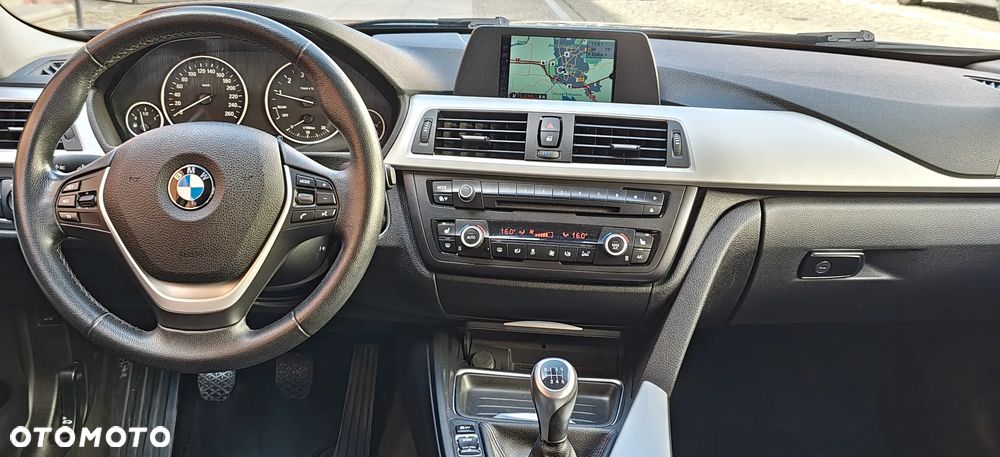 BMW Seria 3 316i Sport Line - 14