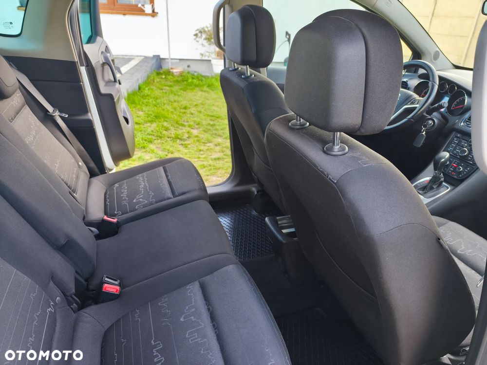 Opel Meriva 1.4 Automatik Color Edition - 9