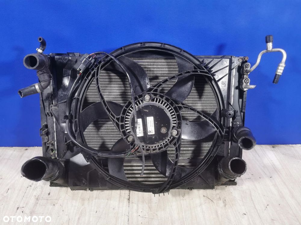 Bmw 3 E90 E91 E92 E93 chłodnice komplet 2.0 Diesel - 1