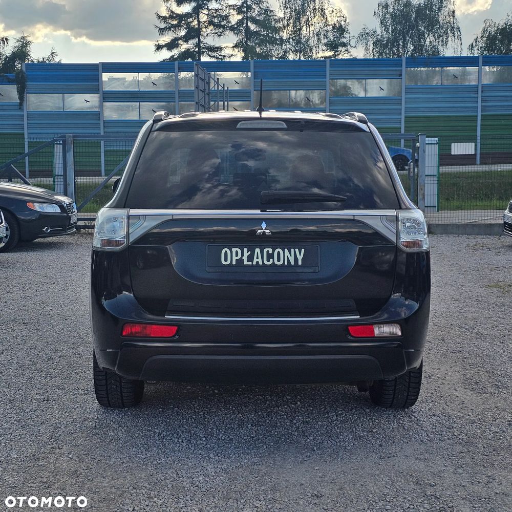 Mitsubishi Outlander - 6