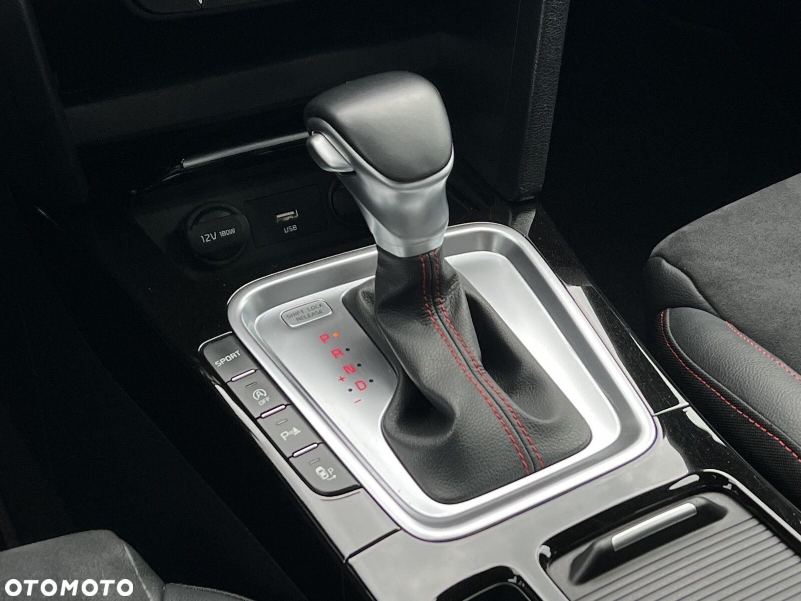 Kia ProCeed - 26