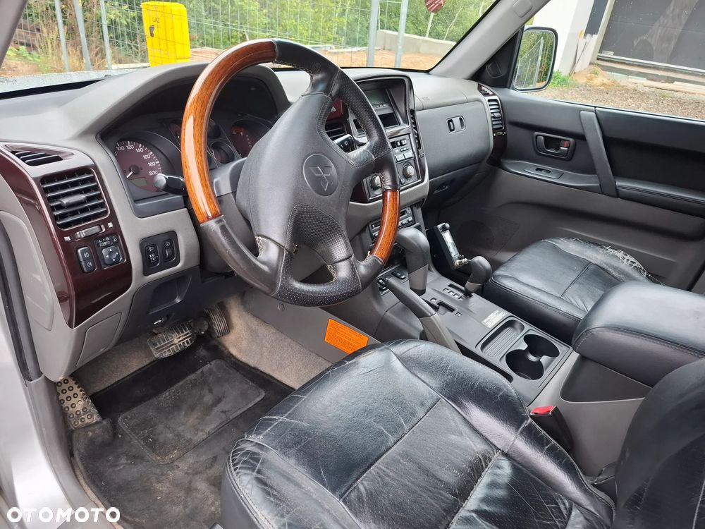 Mitsubishi Pajero 3.2 DID 7os - 8
