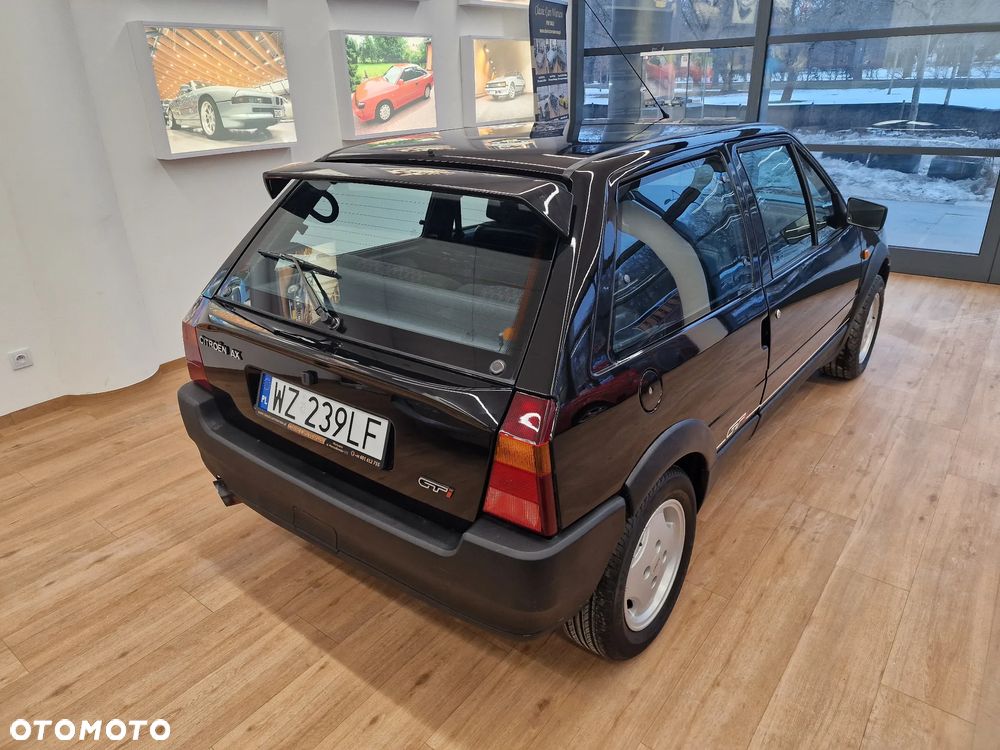 Citroën AX - 8