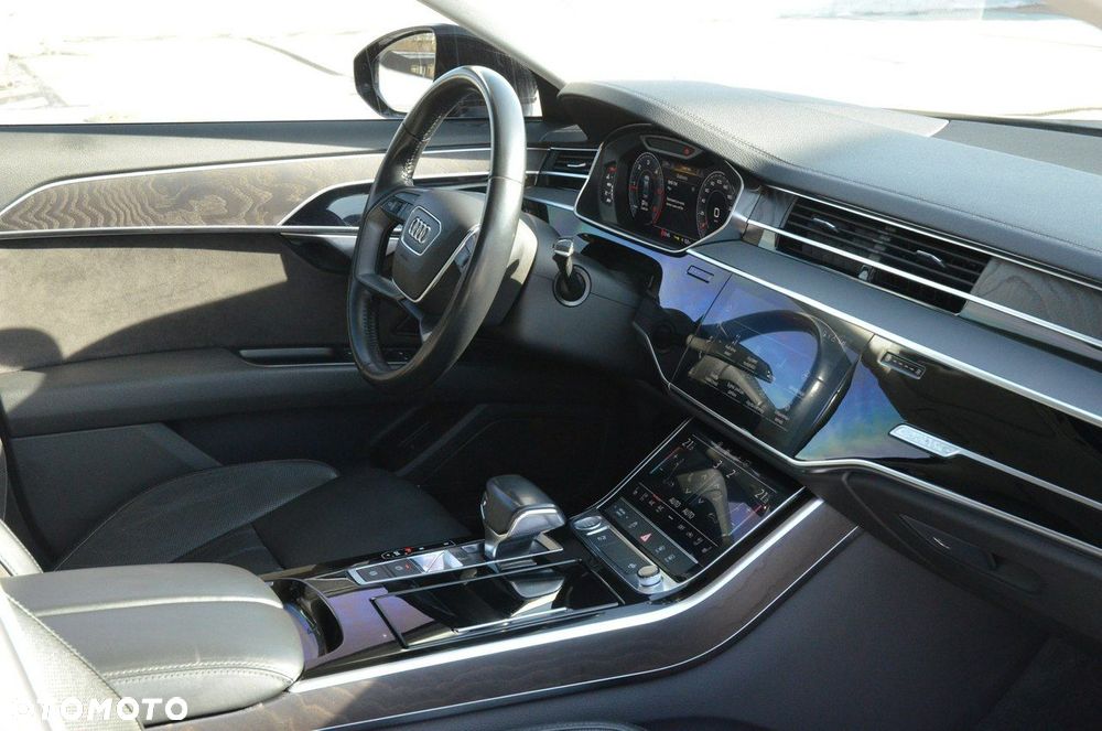 Audi A8 - 25