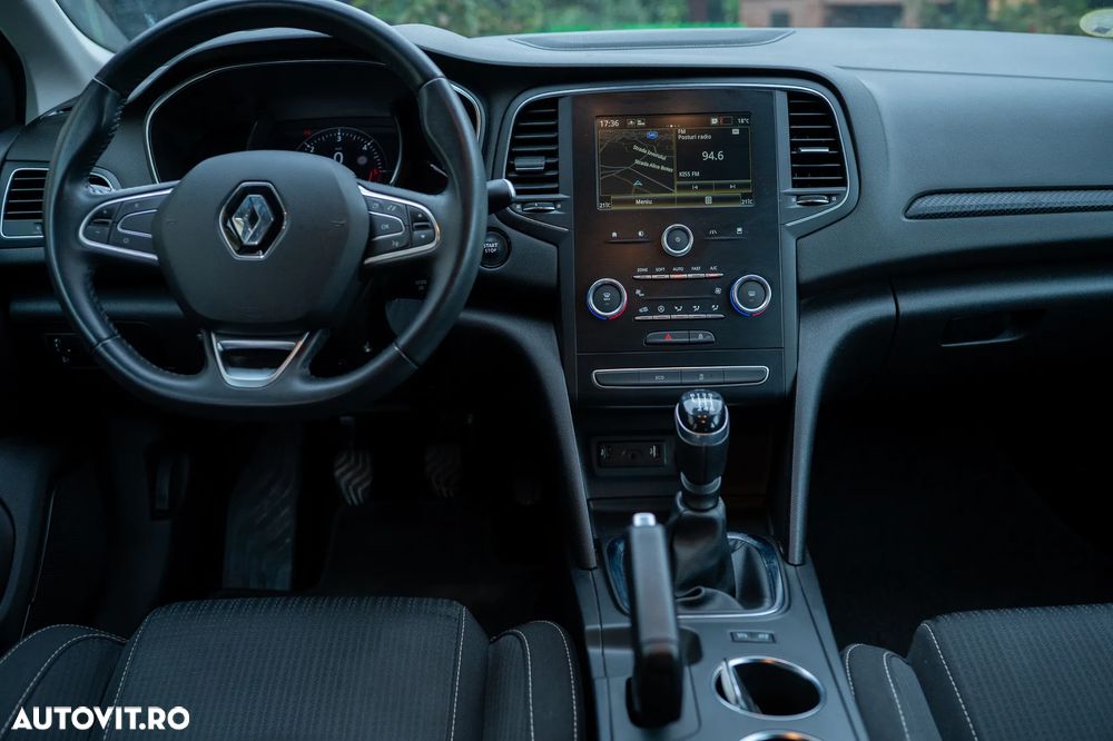 Renault Megane BLUE dCi 115 BUSINESS EDITION - 23