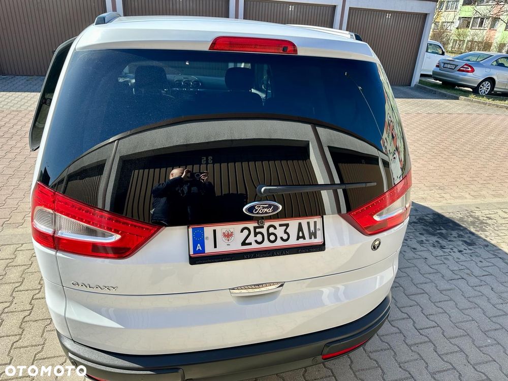 Ford Galaxy 2.0 TDCi DPF Titanium - 23