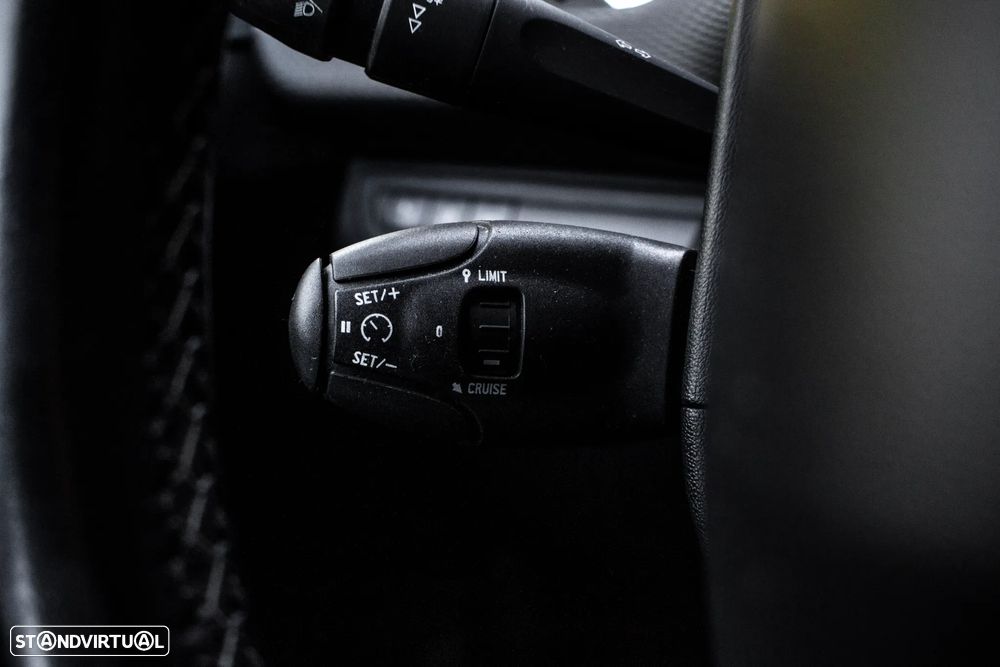 Peugeot 2008 PureTech 110 Stop&Start Allure - 15