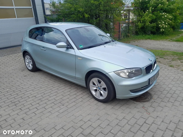 BMW Seria 1 118i