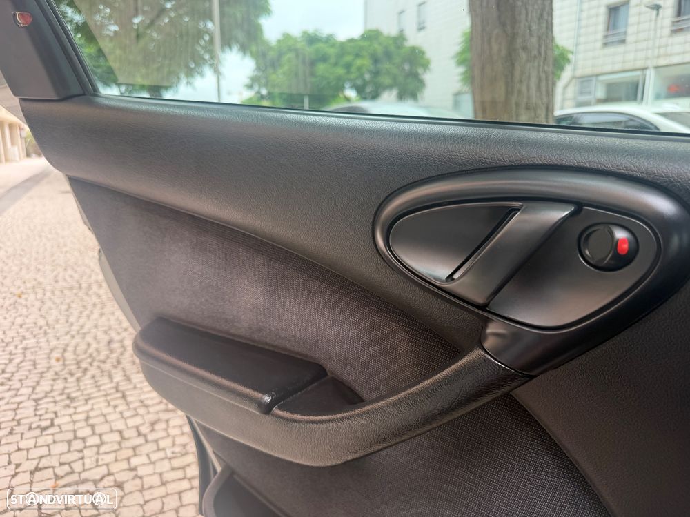 Citroën Xsara 1.4i Exclusive - 14