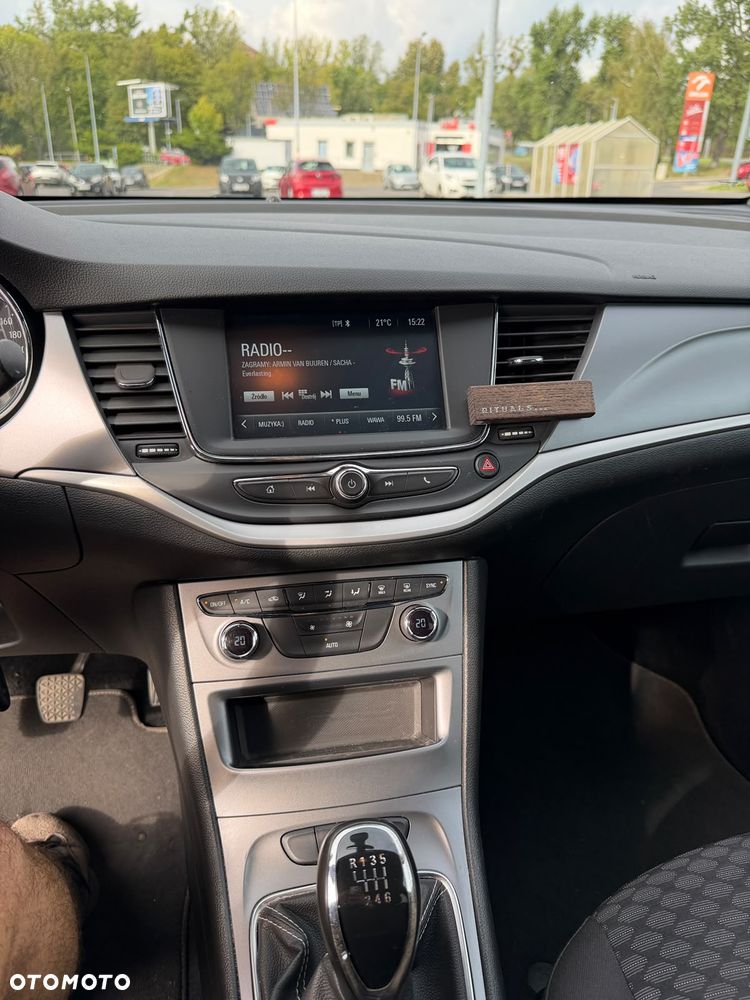 Opel Astra 1.6 CDTI Enjoy S&S - 9